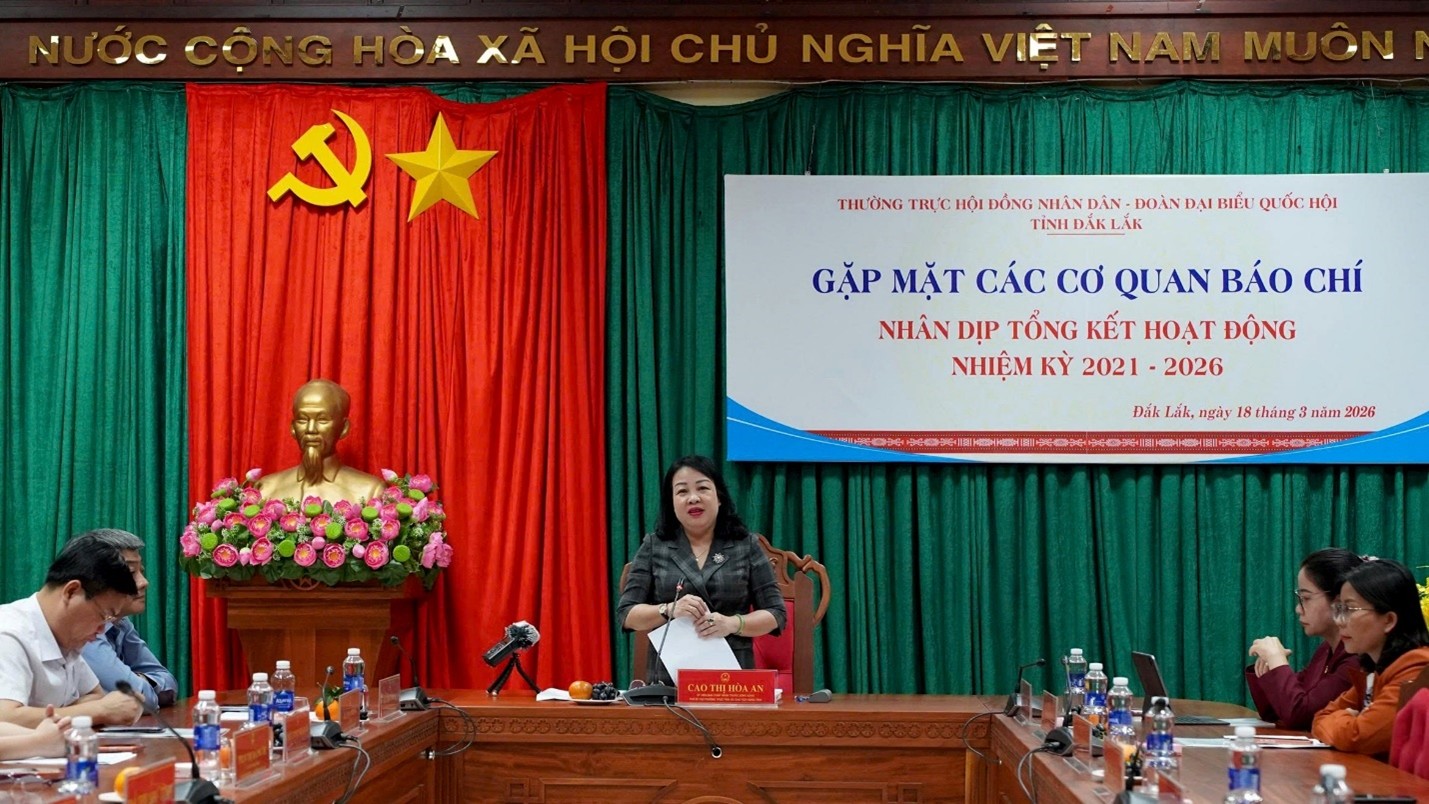 Thường trực HĐND tỉnh - Đoàn ĐBQH tỉnh gặp mặt các cơ quan báo chí nhân dịp tổng kết hoạt động nhiệm kỳ 2021 - 2026